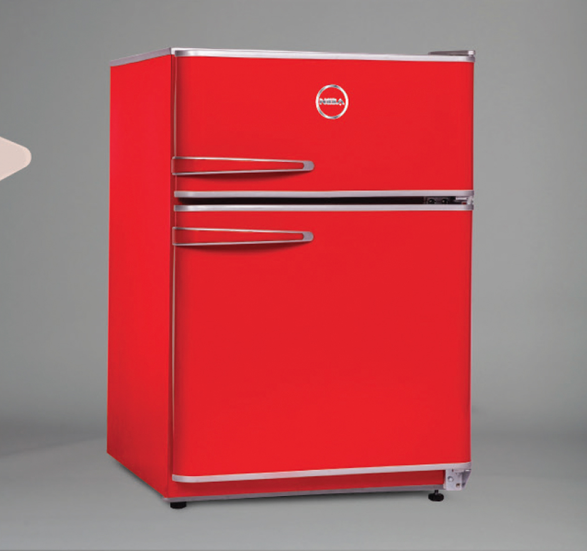 Heladera Top mount de Frost Modelo A128, heladera roja cerrada.